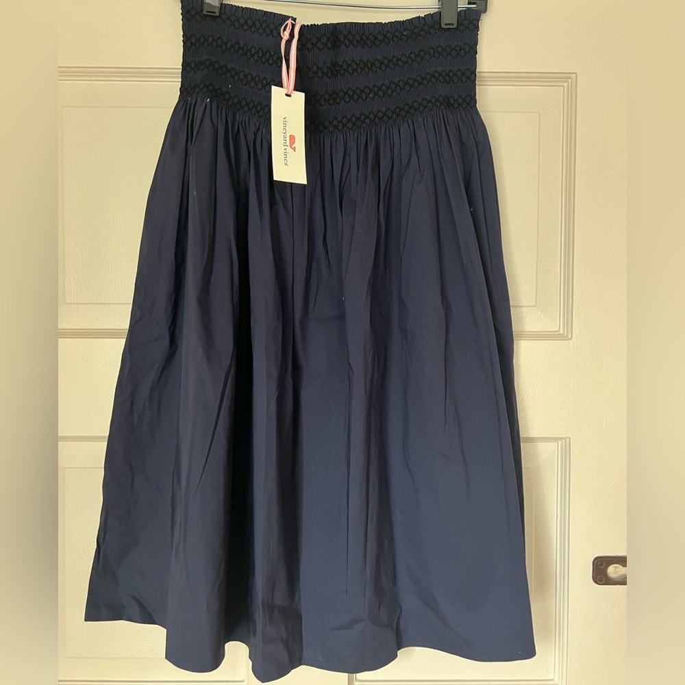 Vineyard Vines smocked skirt